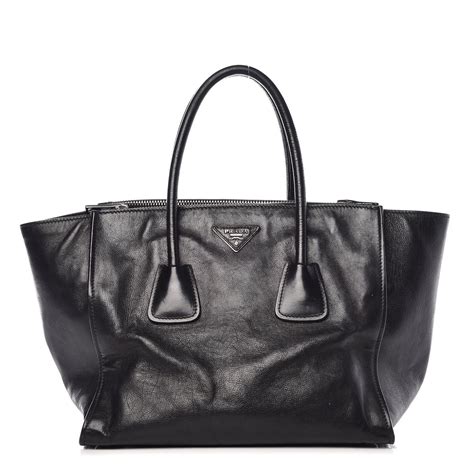 prada 1ba579 galace calf argilla|PRADA Glace Calf Twin Pocket Tote Argilla .